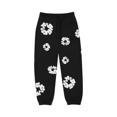 D.T. The Cotton Wreath Sweatpants 'Black'