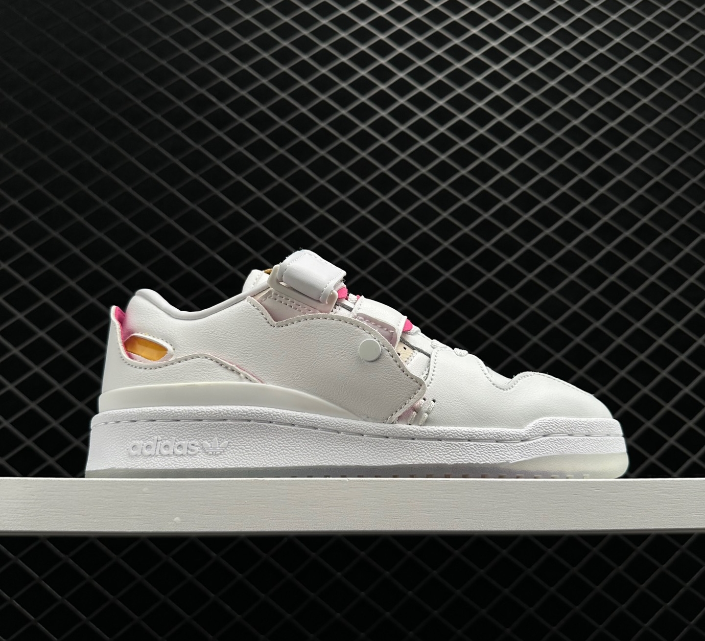 Adidas Originals Forum 84 Low x FiSN 'White Pink' GY2416 - Stylish and Classic Sneakers