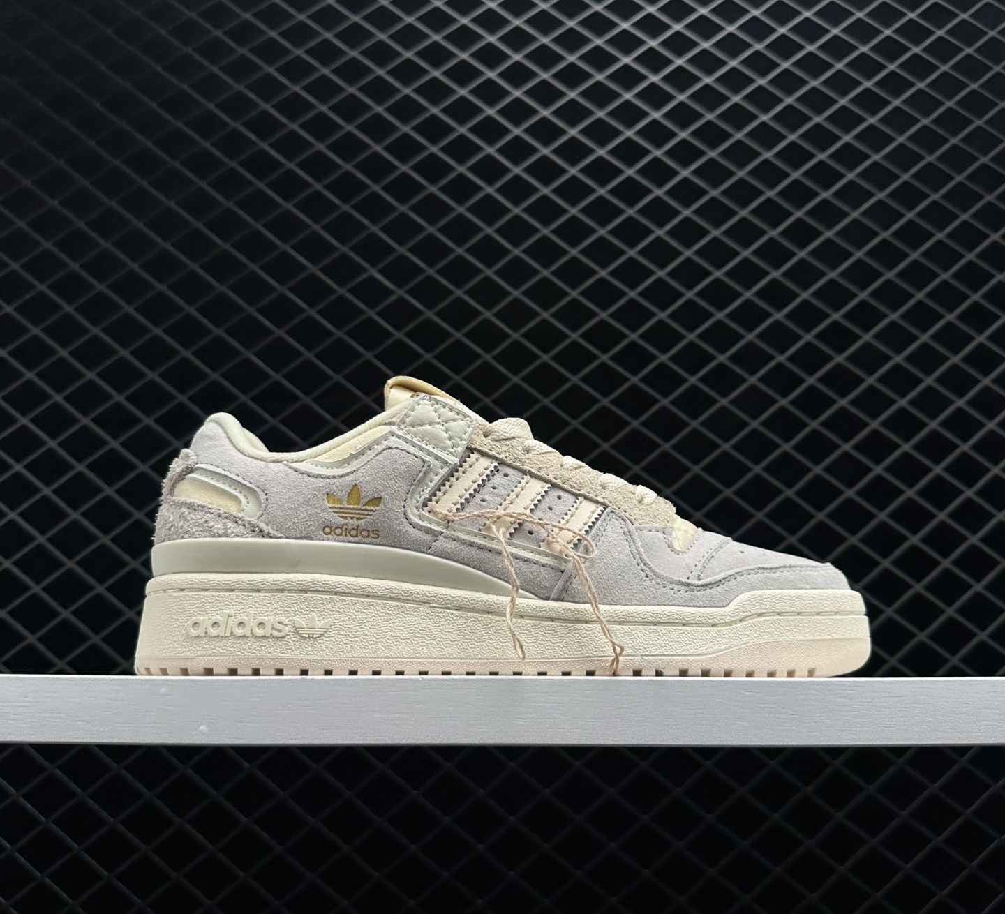 Adidas Forum 84 Low 'Off White' GW0299: Modern Iconic Sneakers
