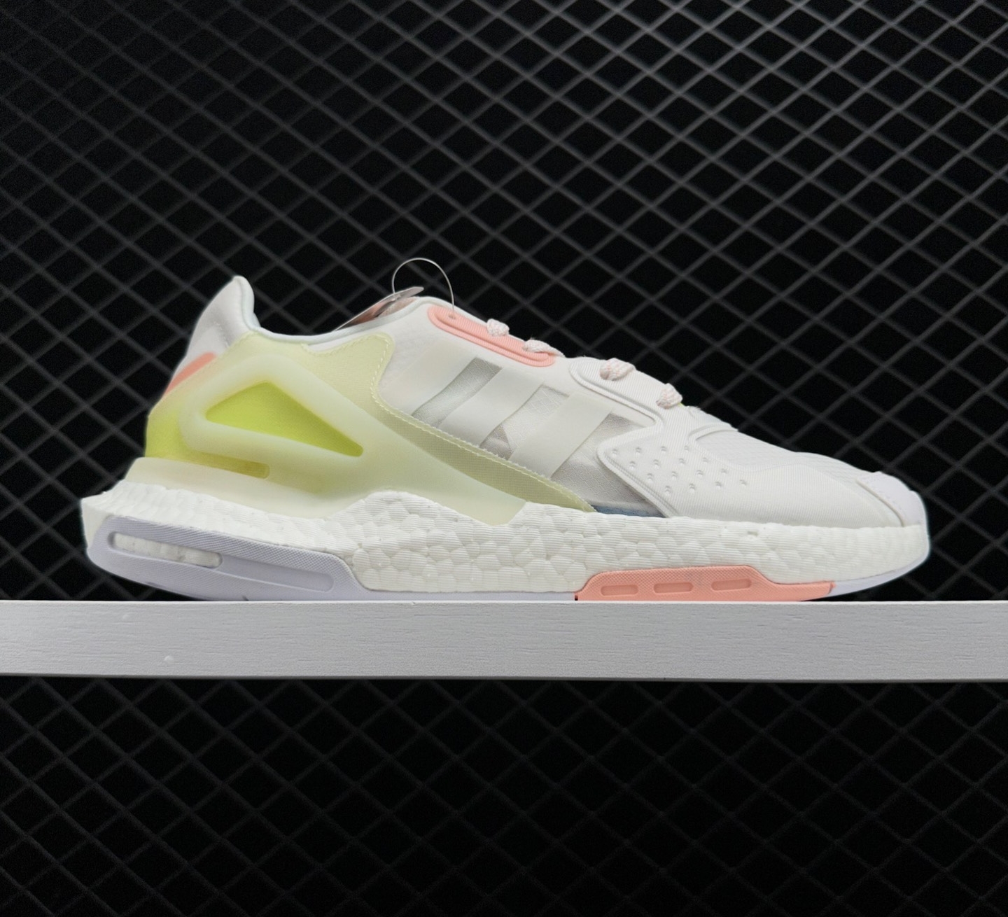 Adidas Wmns Day Jogger 'Cloud White Glow Pink' - Trendy and Stylish Sneakers