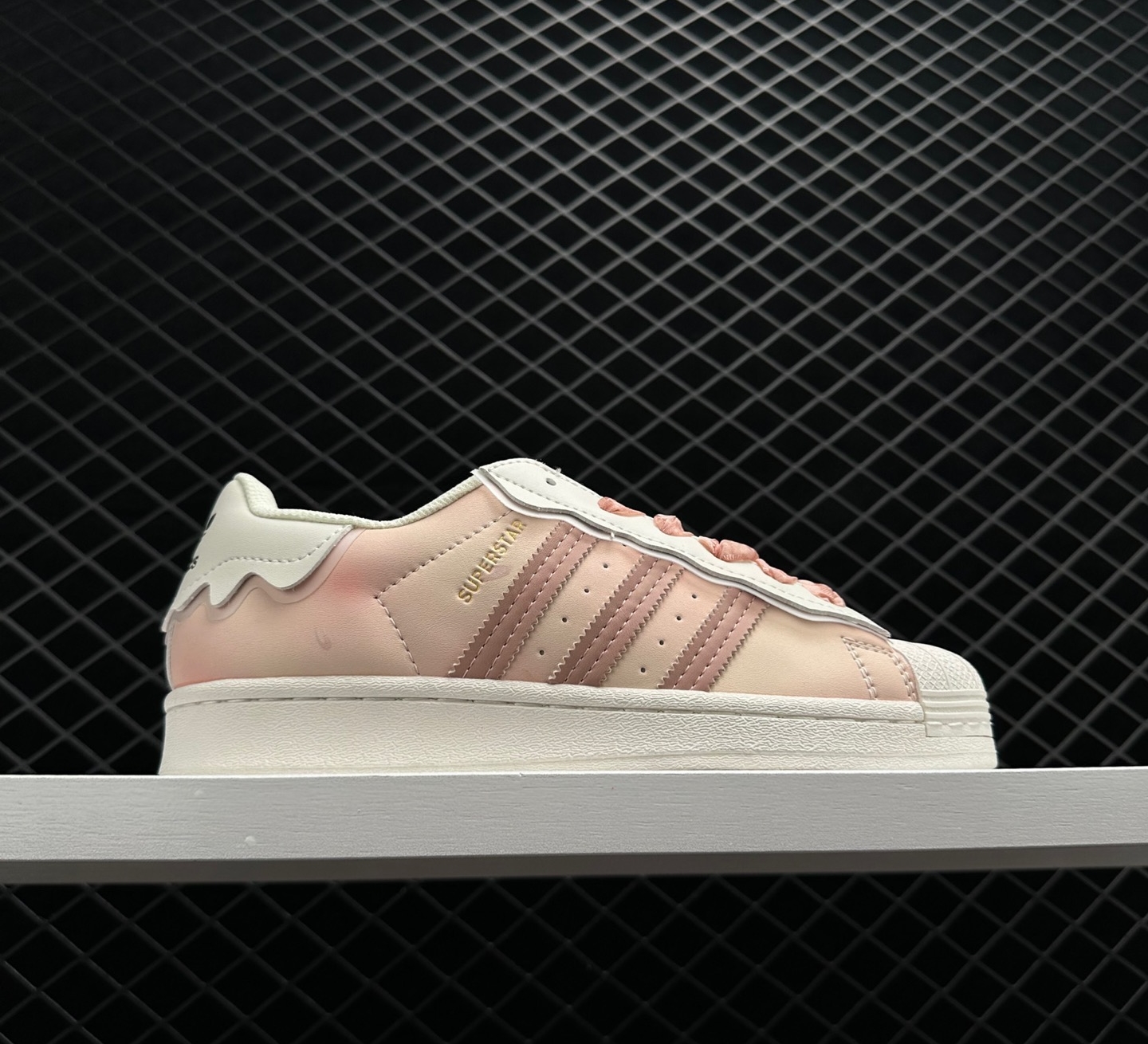 Adidas Originals Superstar Cloud White Pink Core Black - Trendy Sneakers
