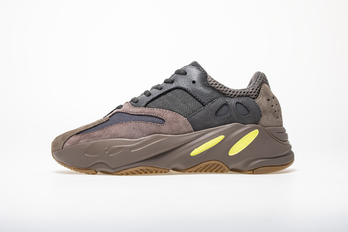 Adidas Yeezy Boost 700 'Mauve' EE9614 - Exclusive Sneaker Release