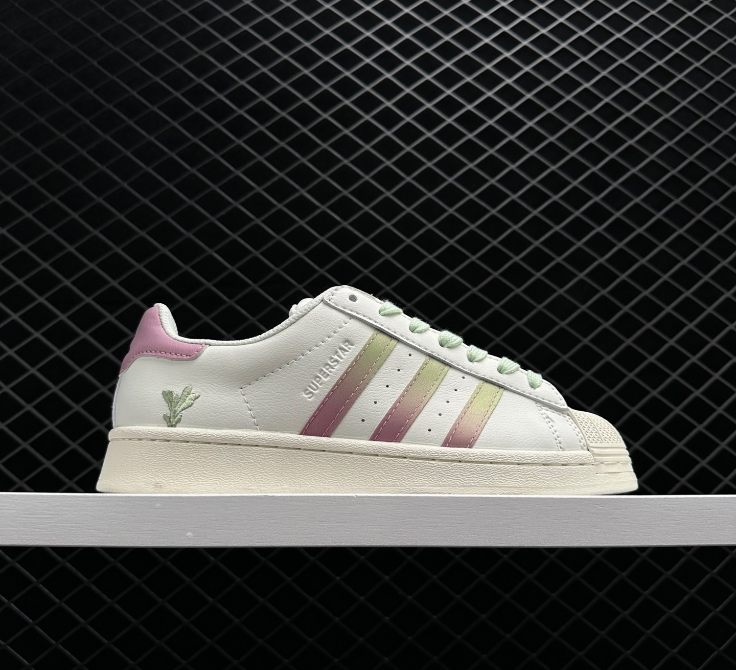 Adidas Superstar Shoes 'Magic Mauve' GY0015: Trendy Footwear with a Touch of Magic
