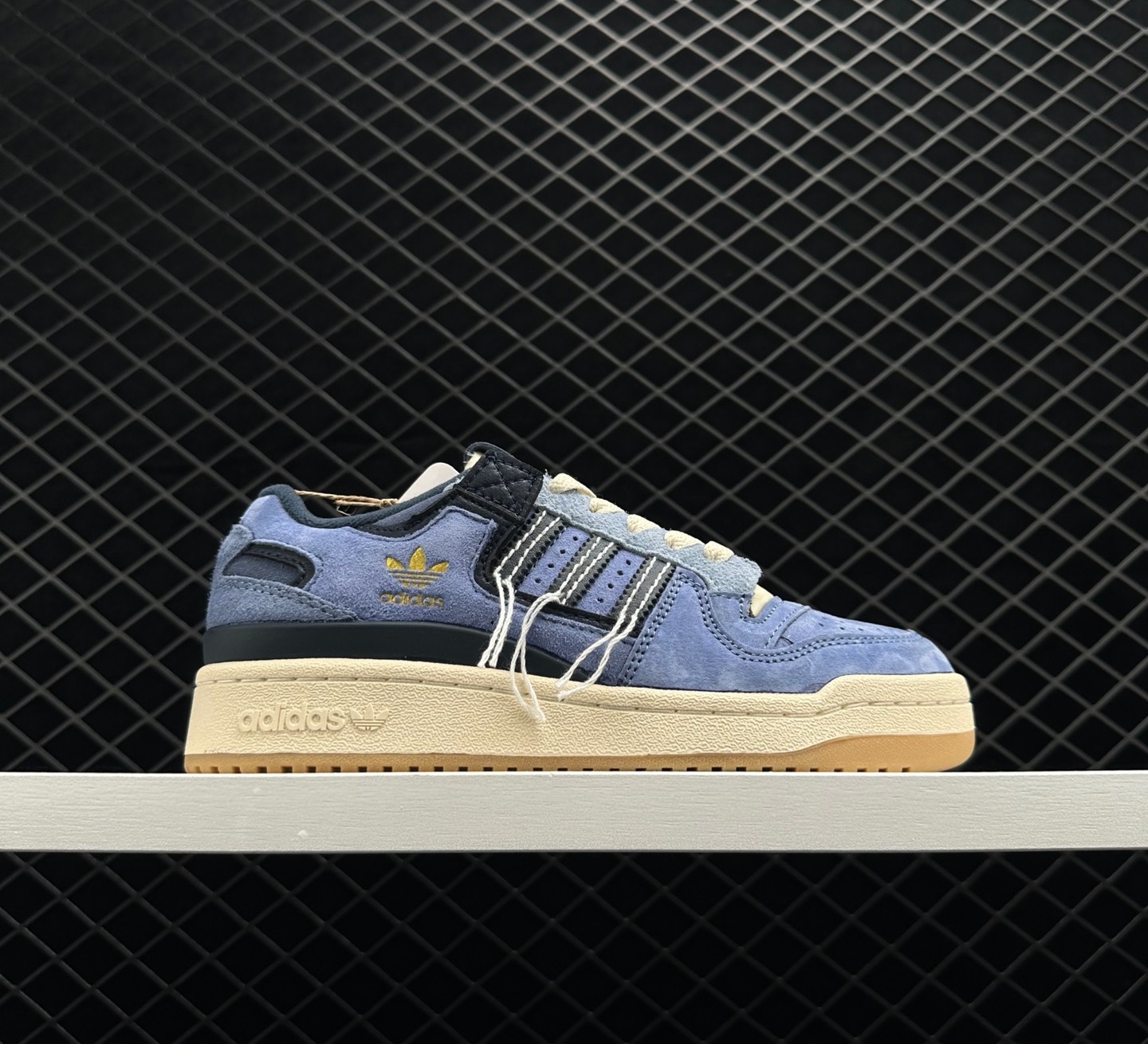 Adidas Originals Forum 84 Low Blue GW0298 - Stylish and Comfortable Sneakers