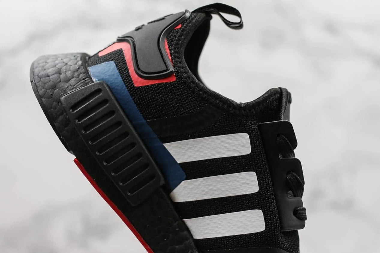 Adidas NMD_R1 'Japan Colorblock' EF1734 - Sleek & Stylish Classic