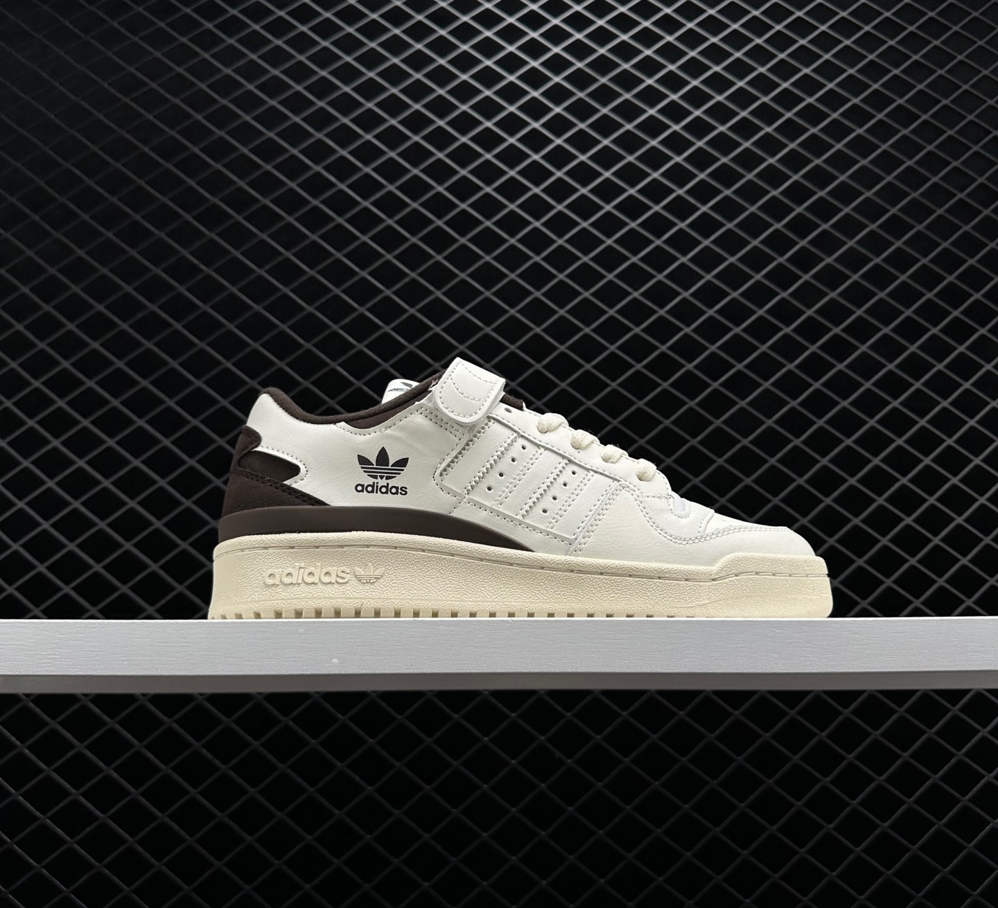 Adidas Forum 84 Low Cream White Brown GZ8959 - Stylish and Versatile Footwear