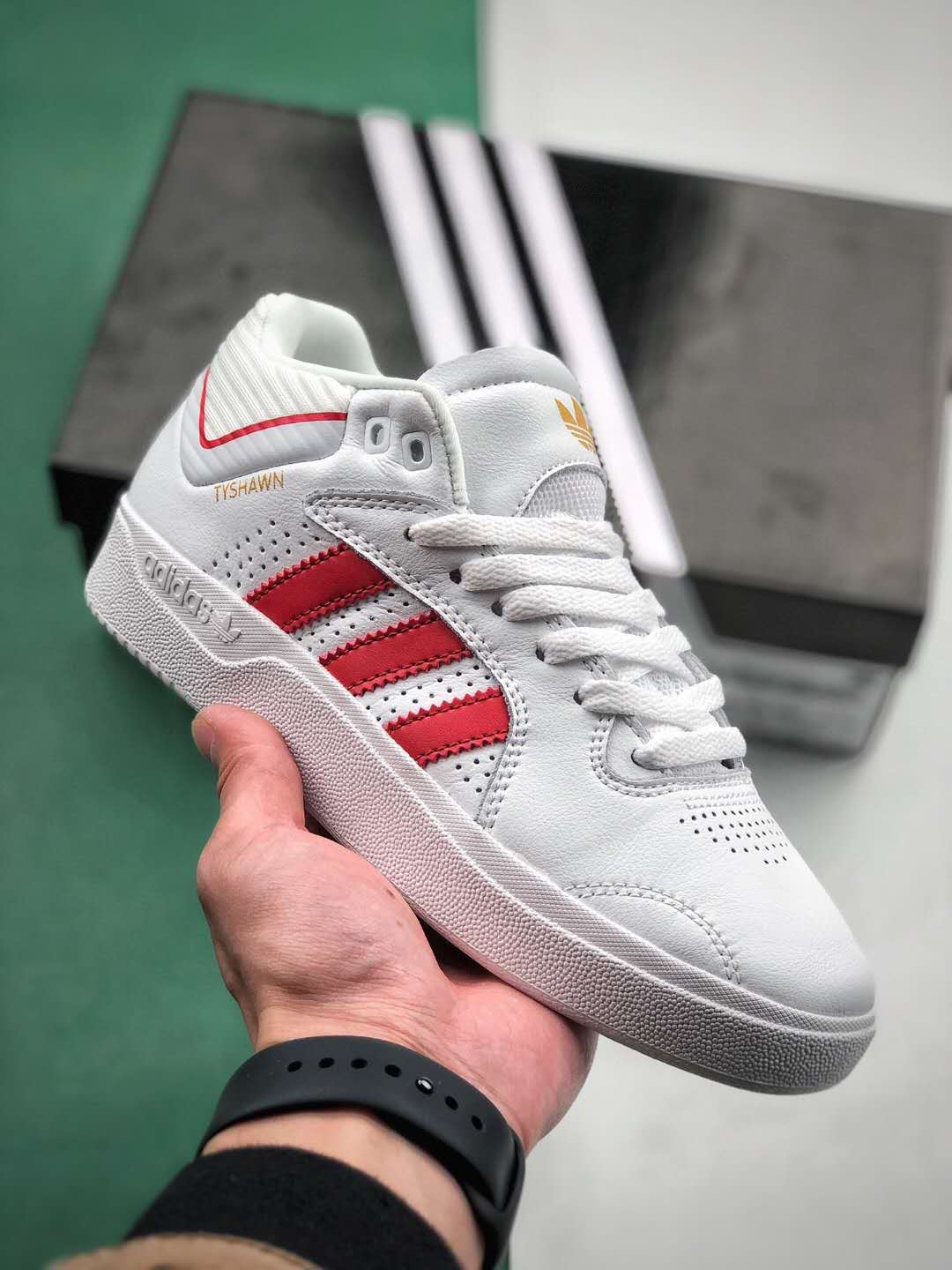 Adidas Tyshawn 'Scarlet' EE6081 - Unleash Your Style with These Bold Skate Shoes
