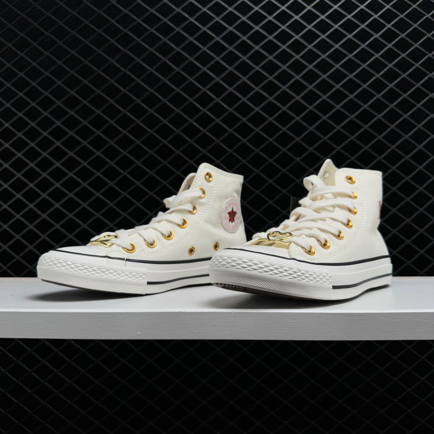 Converse Chuck Taylor All Star Hi 'Valentine's Day 2023 - Vintage White' - Limited Edition!