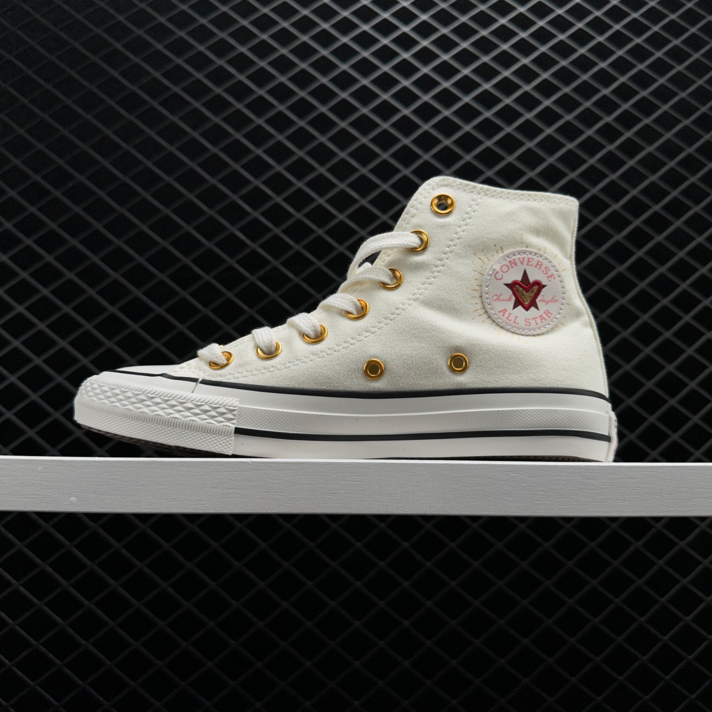 Converse Chuck Taylor All Star Hi 'Valentine's Day 2023 - Vintage White' - Limited Edition!