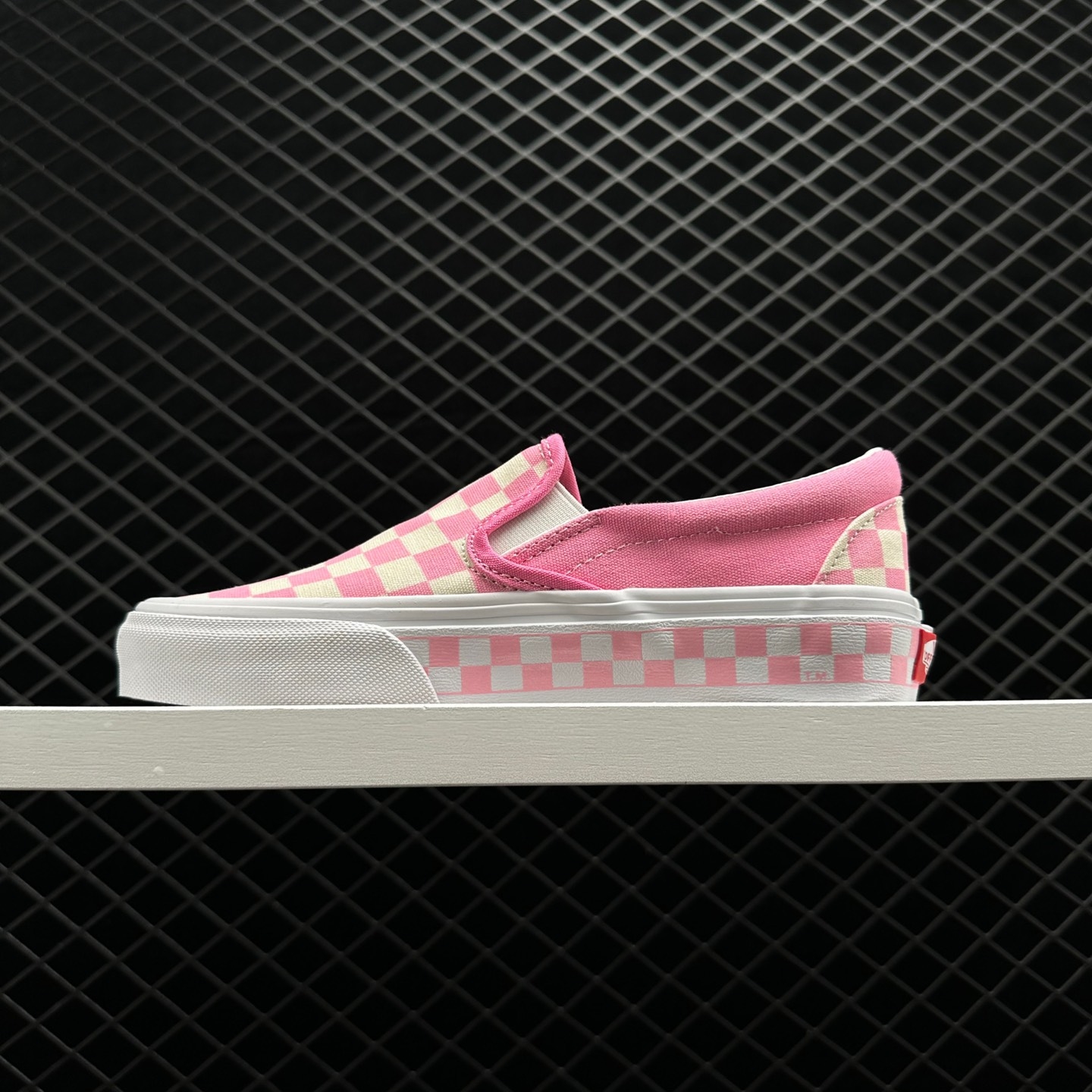 Vans Classic Slip-On Sidewall Check Coral Blush VN0A38F7RA8 - Stylish and Comfortable Slip-On Shoes