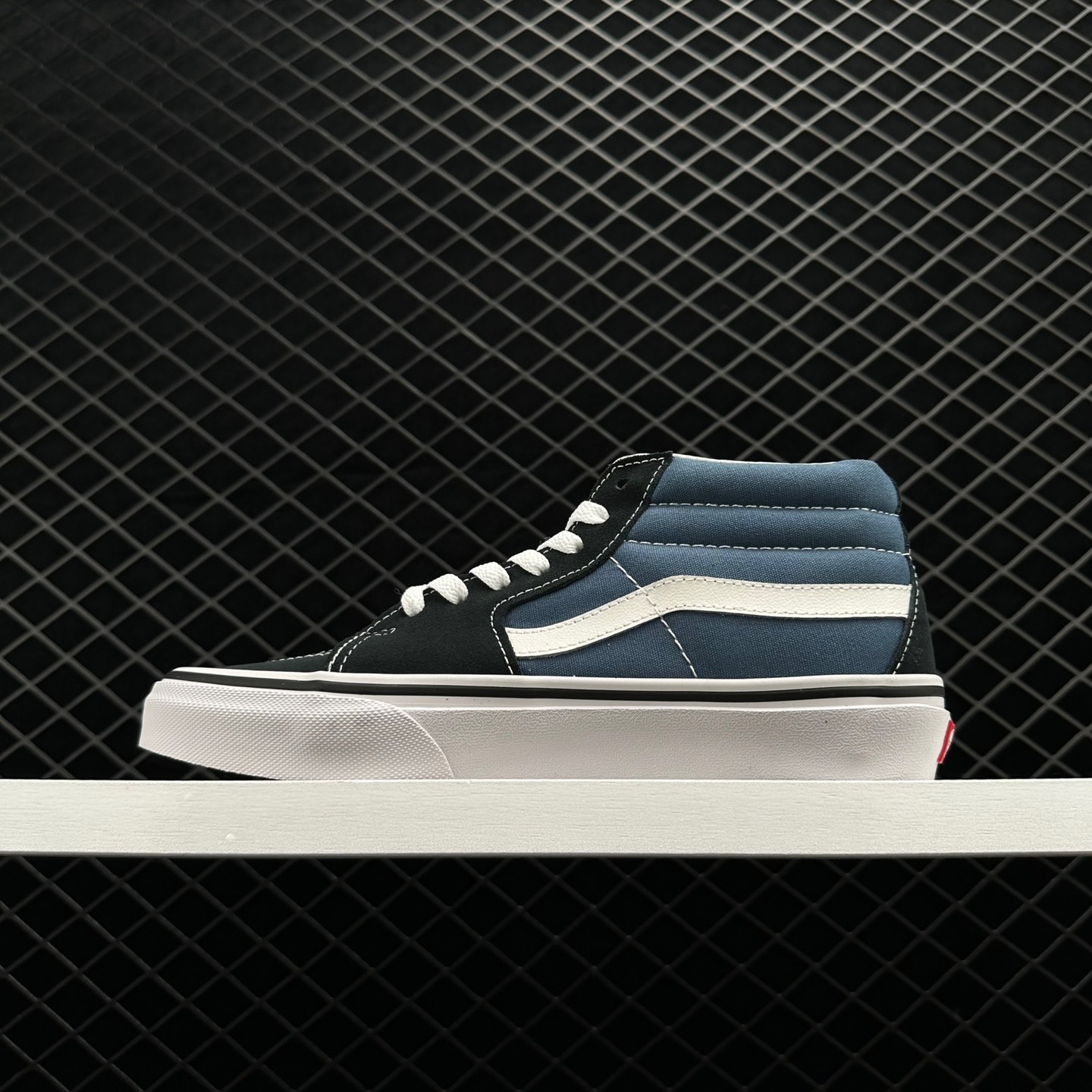 Vans SK8-HI 'Navy'- Classic High-Top Sneaker with Timeless Style