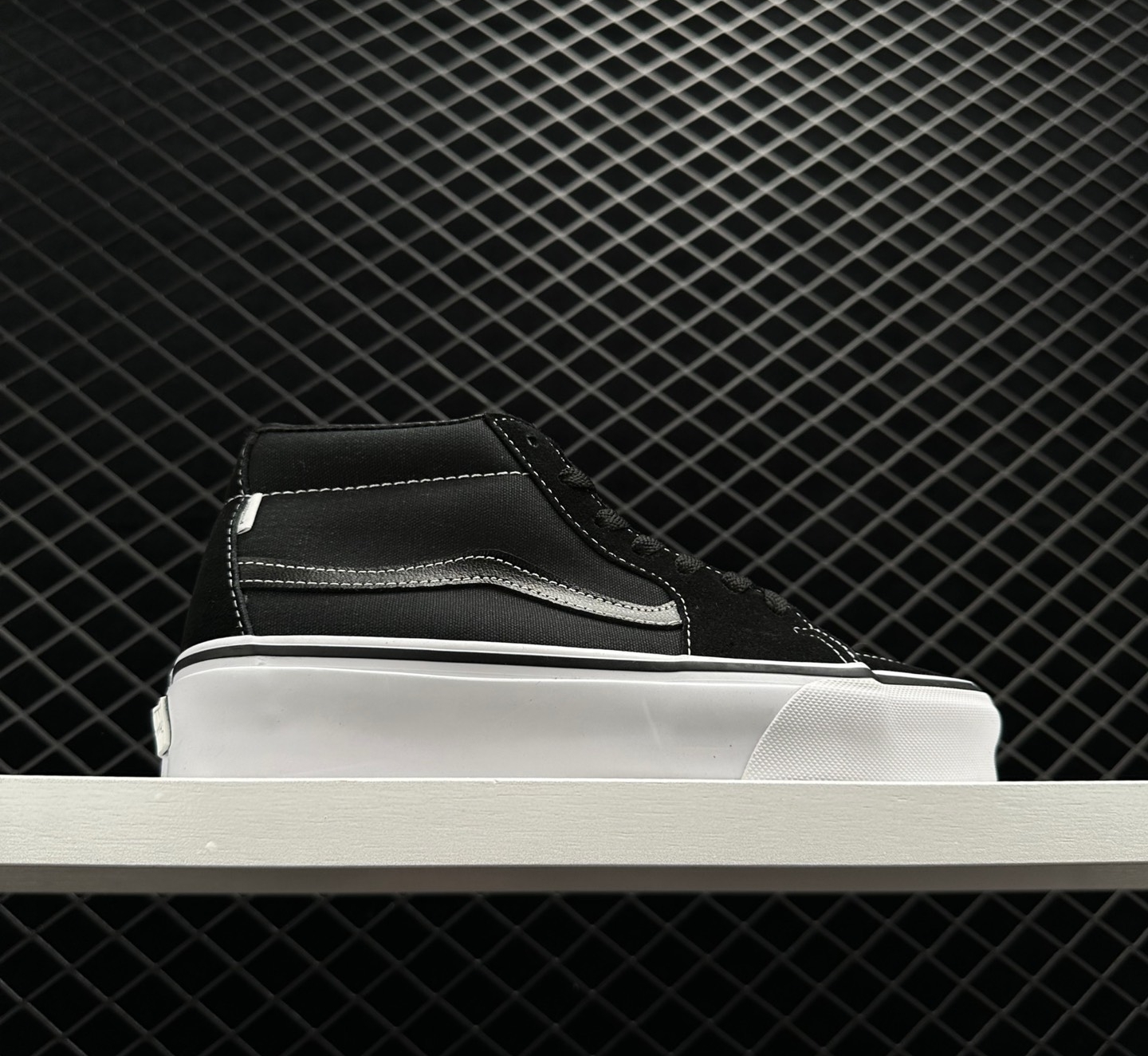 Vans JJJJound x Sk8-Mid Vault LX 'Black' | Premium Collaboration
