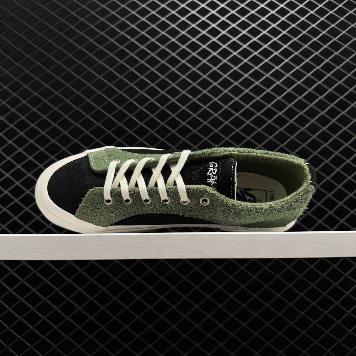 Vans Lampin 86 DX x Gramicci 'Green' - Get Stylish and Comfortable Footwear