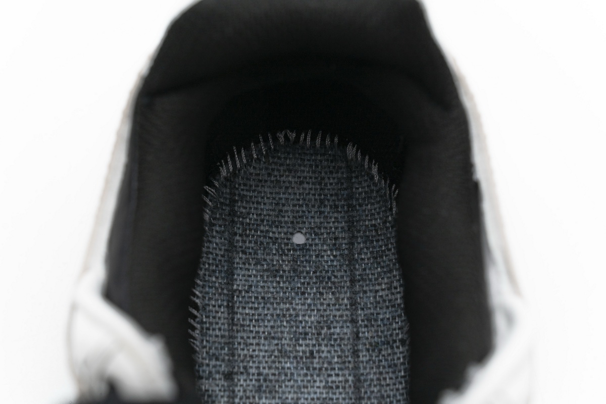 Balenciaga Track 2 Sneaker Champagne Black 570391 W2GN9 2009 - Stylish and Trendy Footwear