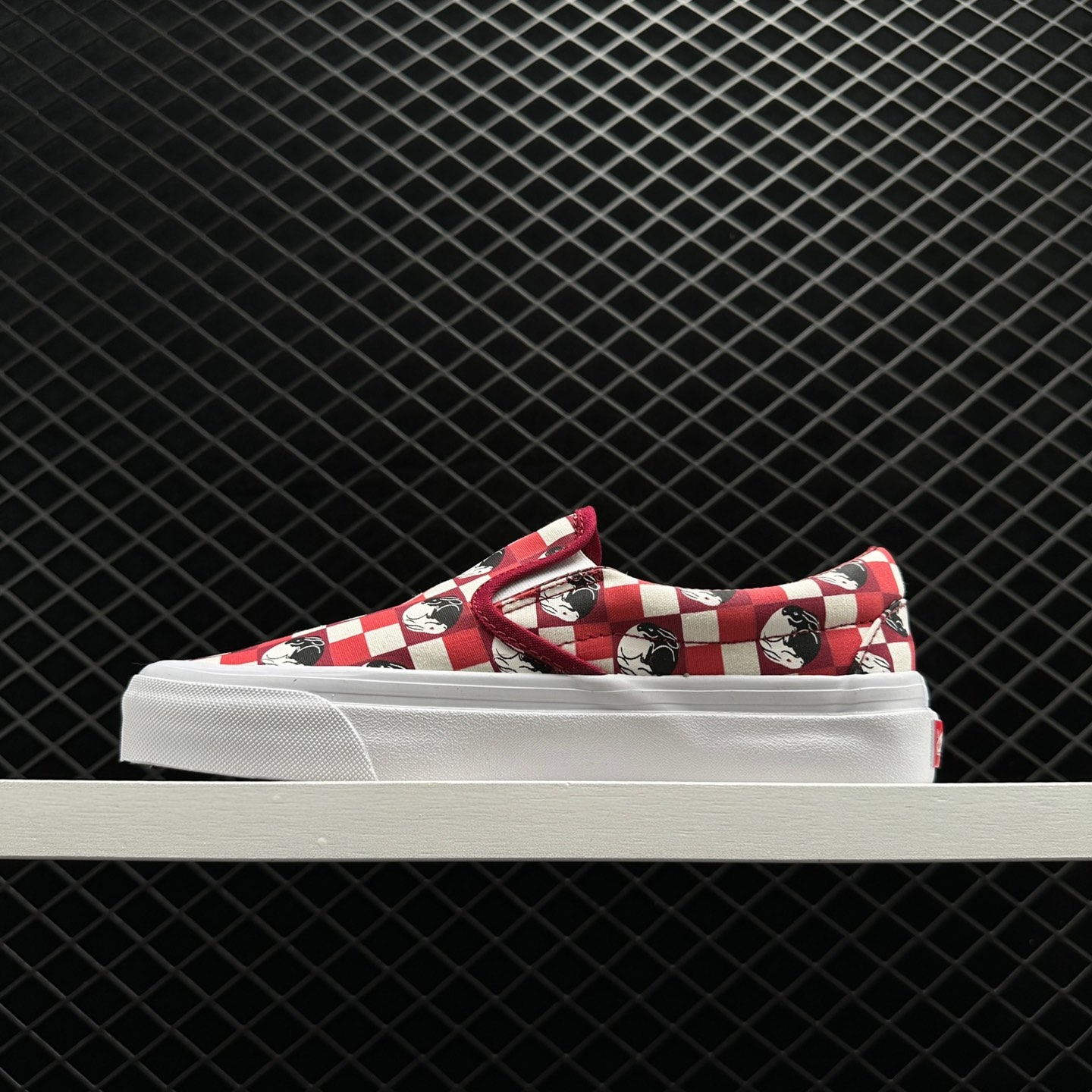 Vans OG Classic Slip-On LX Year Of The Rabbit Red - Limited Edition