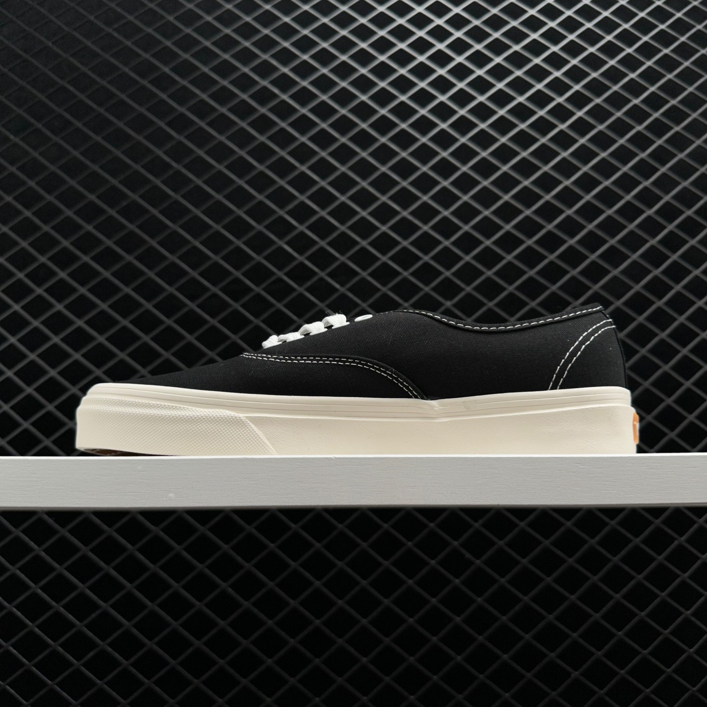 Vans Authentic VR3 Classic Black VN0005UD1KP - Versatile and Stylish Footwear